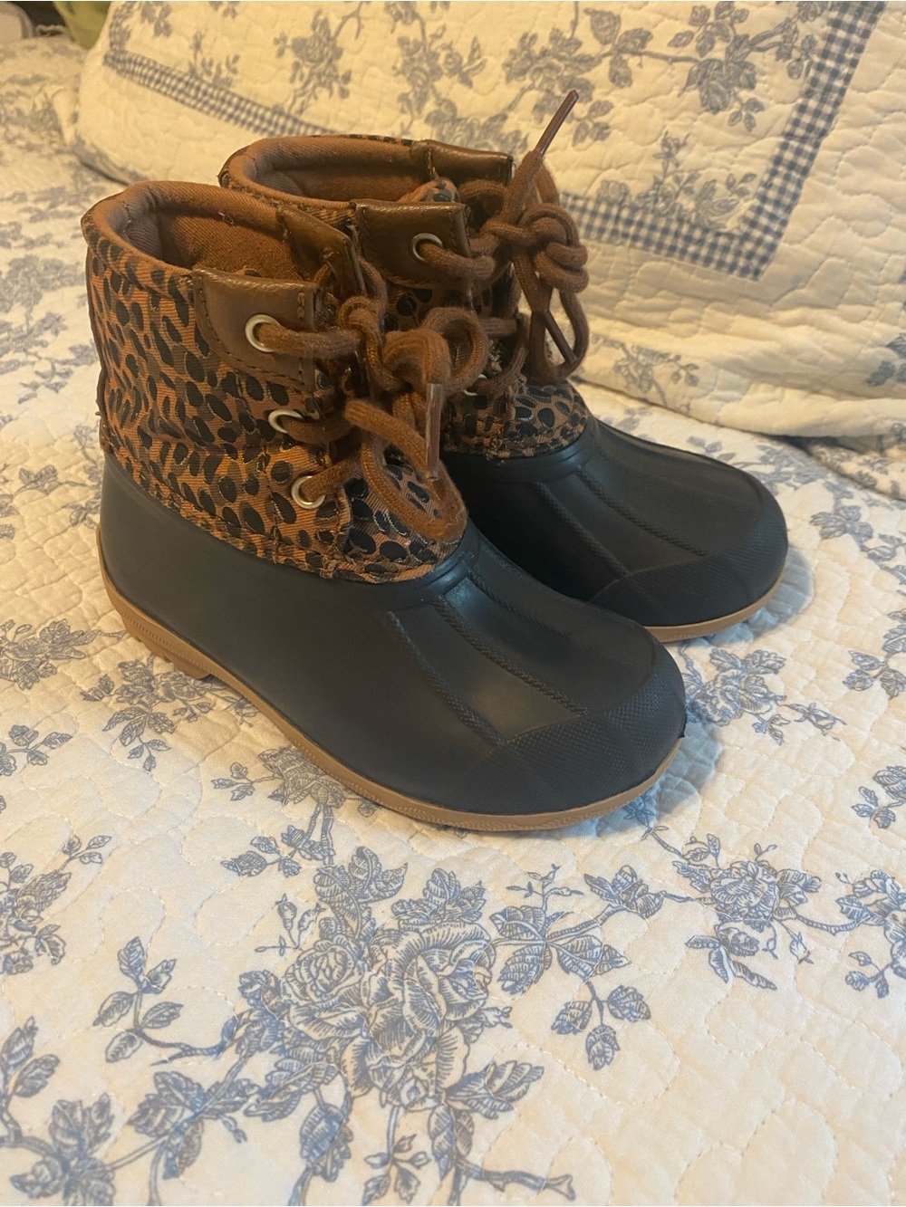 Sperry Toddler Girl Cheetah Print Duck Boots Size 10
